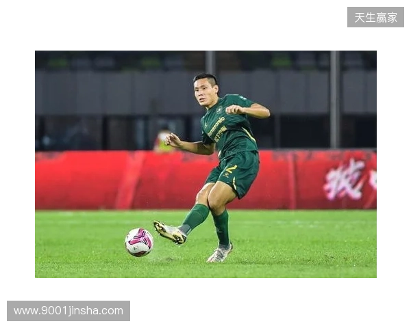 梁诺恒：父亲身体不好希望踢港超照顾他，盼浙江队能拿中超冠军